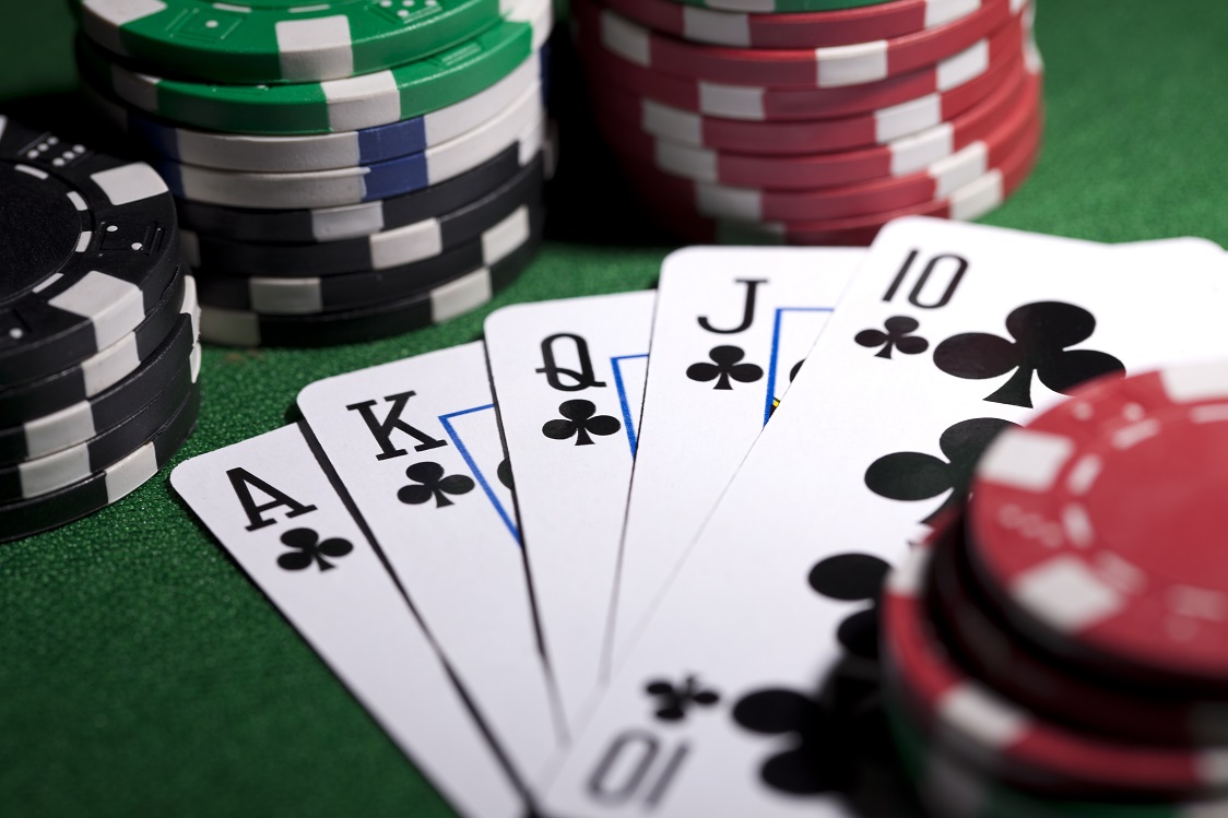 Togel Online vs. Blackjack Betting on Better Odds